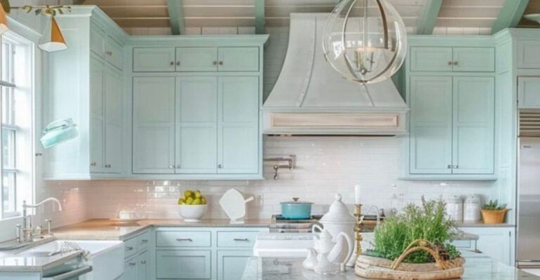 30 Unexpected Kitchen Color Trends for 2025 That Will Surprise You