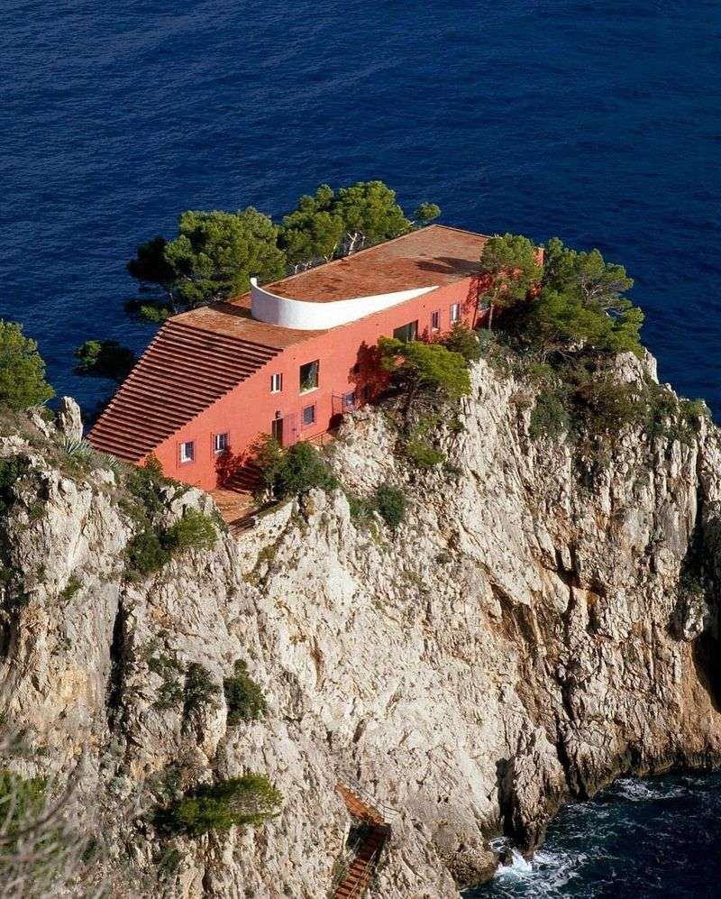 Casa Malaparte by Curzio Malaparte