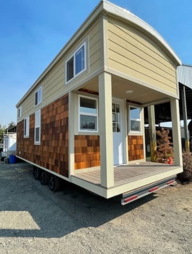 Cottage on Wheels