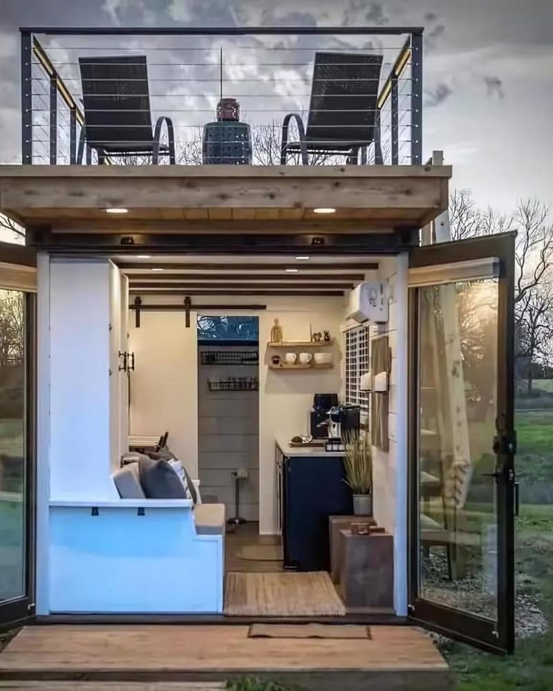 Innovative Rooftop Tiny House