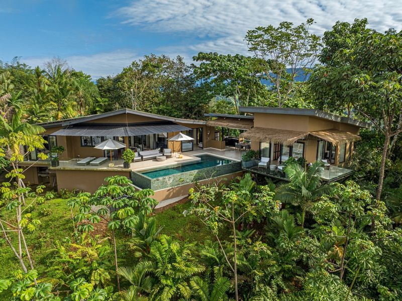 The Cliff Retreat, Costa Rica