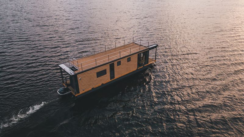 Floating Houseboat Retreat