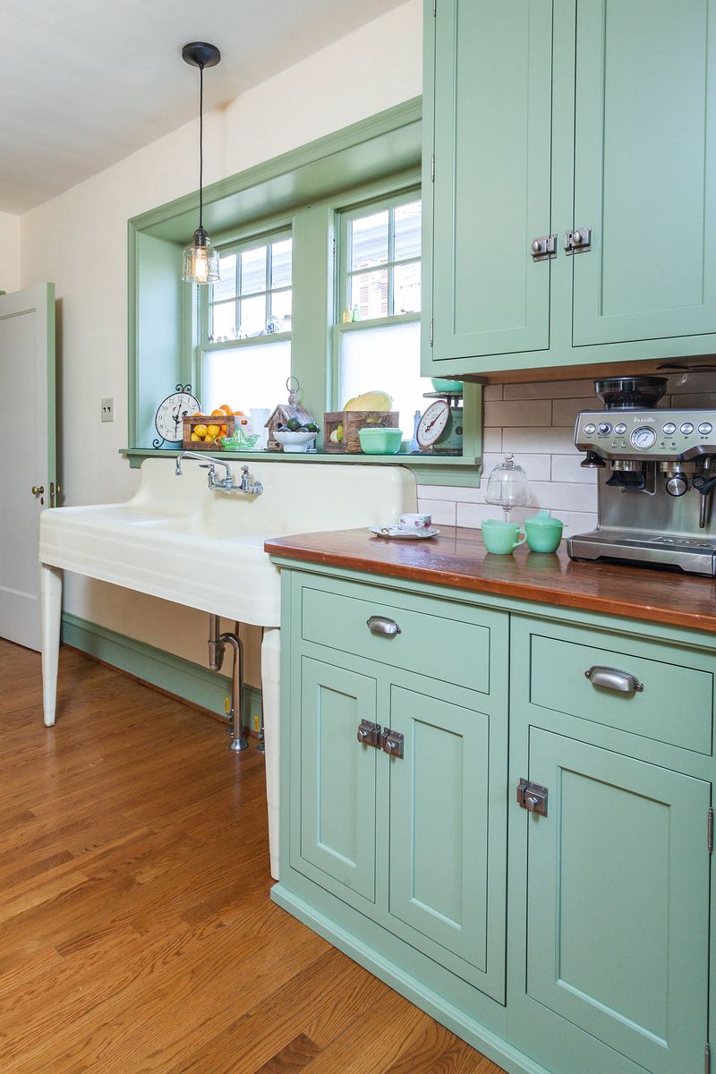 Country Cottage Time Capsule
