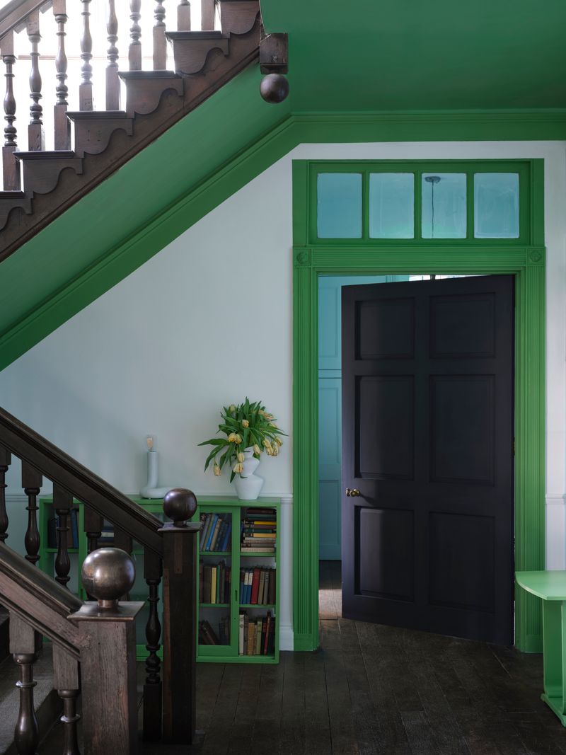 Door Frame Color Pop
