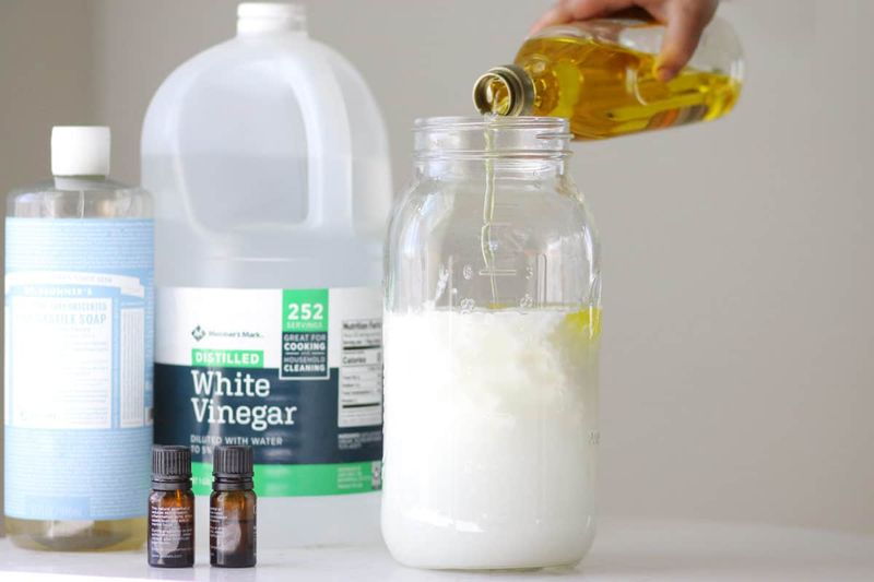 Apply Olive Oil and Vinegar Solution