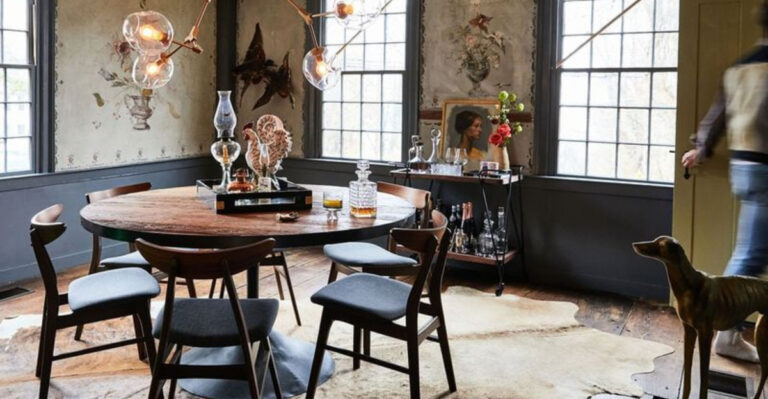 15 Photos Of A Connecticut Georgian Colonial, An Old House Lover’s Dream