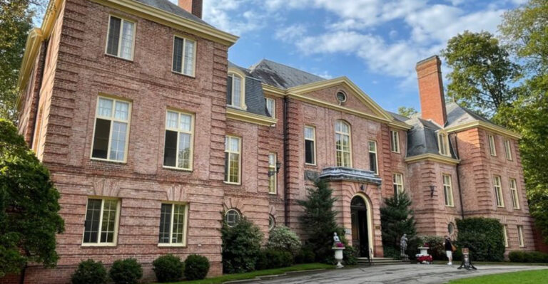 15 of the Finest Historic Mansions and Houses in Ohio