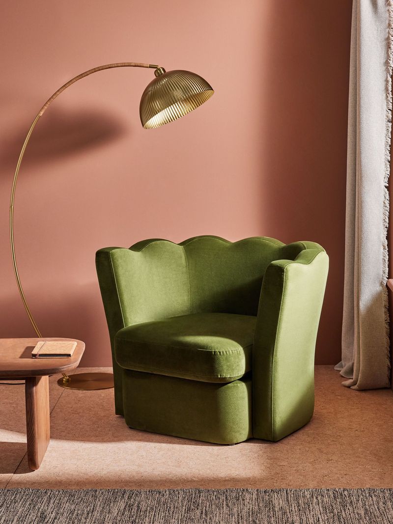 Velvet Accent Chairs That Invite Conversation
