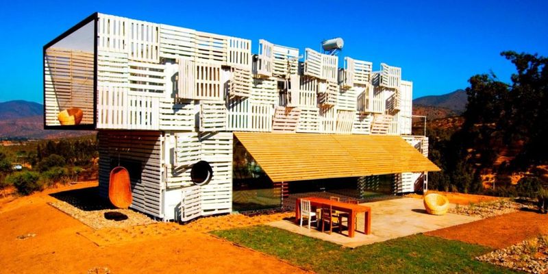 Palette-Perfect Chilean Pavilion
