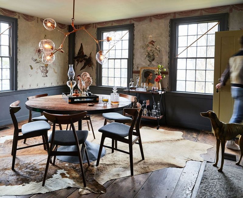 The Dining Room's Secret Frescoes
