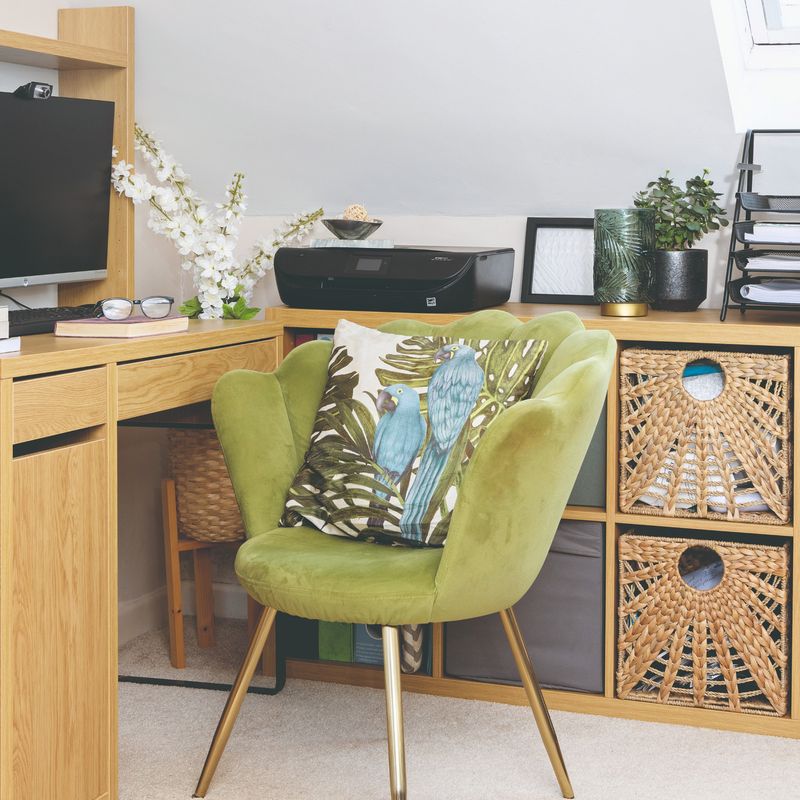 Desk Nook That Inspires Productivity