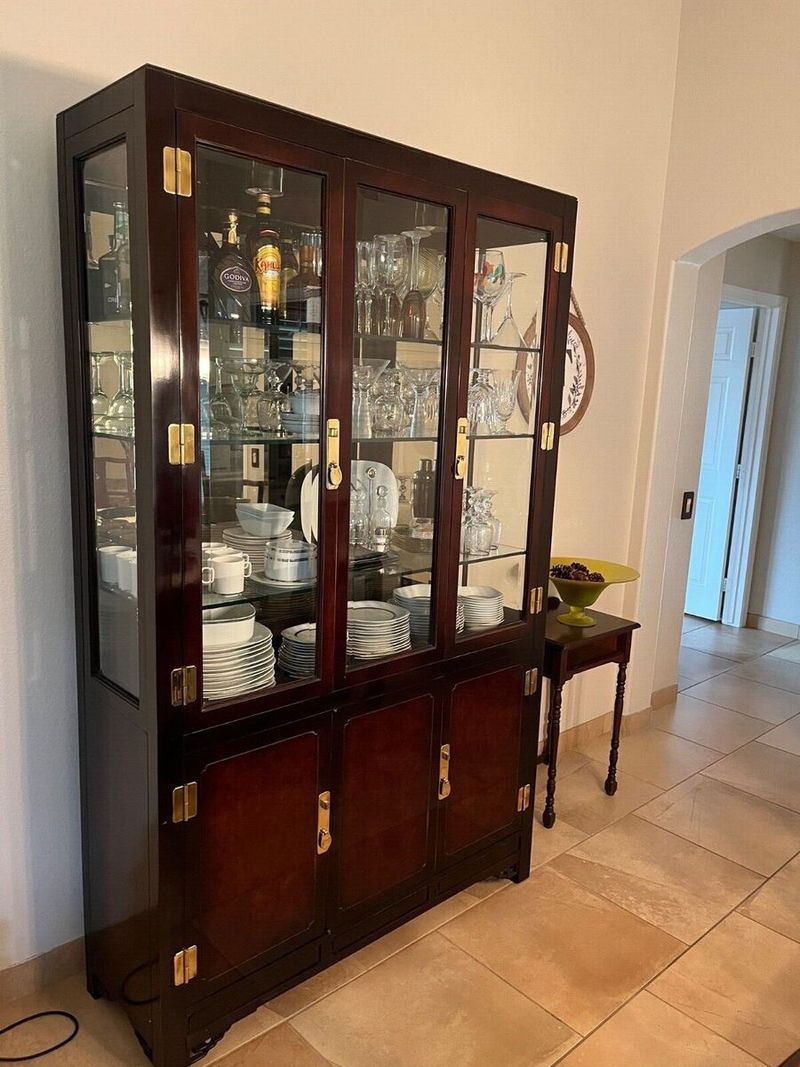 Glass-Front Cabinet Spotlights