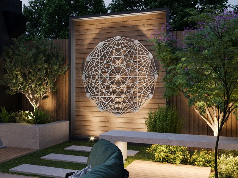 An Outdoor-Friendly Art Piece