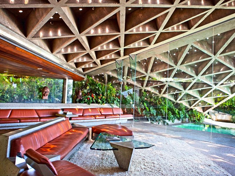 The Sheats-Goldstein Residence, Beverly Hills, CA – Built 1972