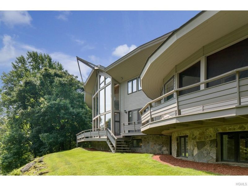 The Conversation Pit Paradise, New Canaan, CT – Built 1974