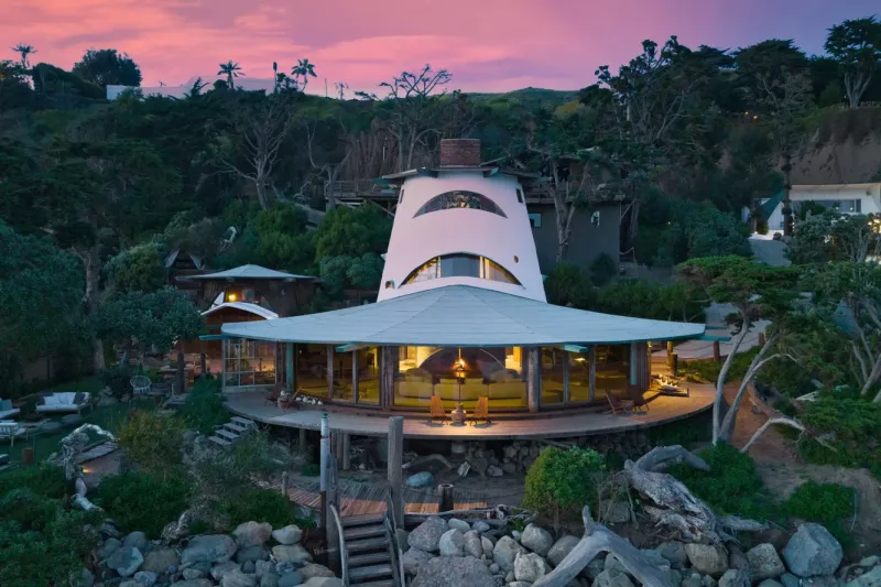 The Pyramid House, Malibu, CA – Built 1972