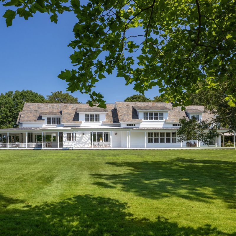 7,000-Square-Foot Main House