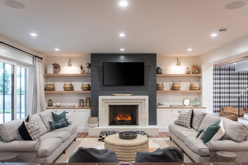 Great Spot for TV or Game Area