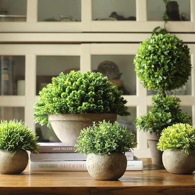 Fake topiaries