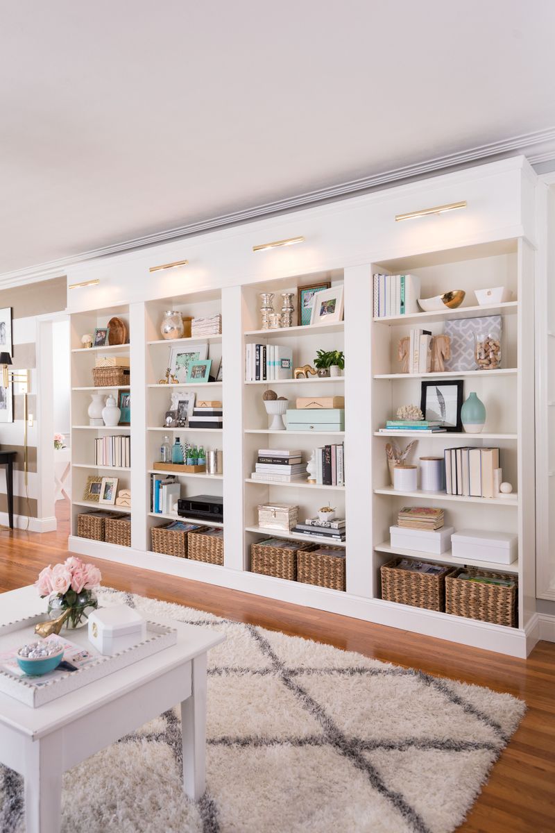 Wall-to-wall bookshelves