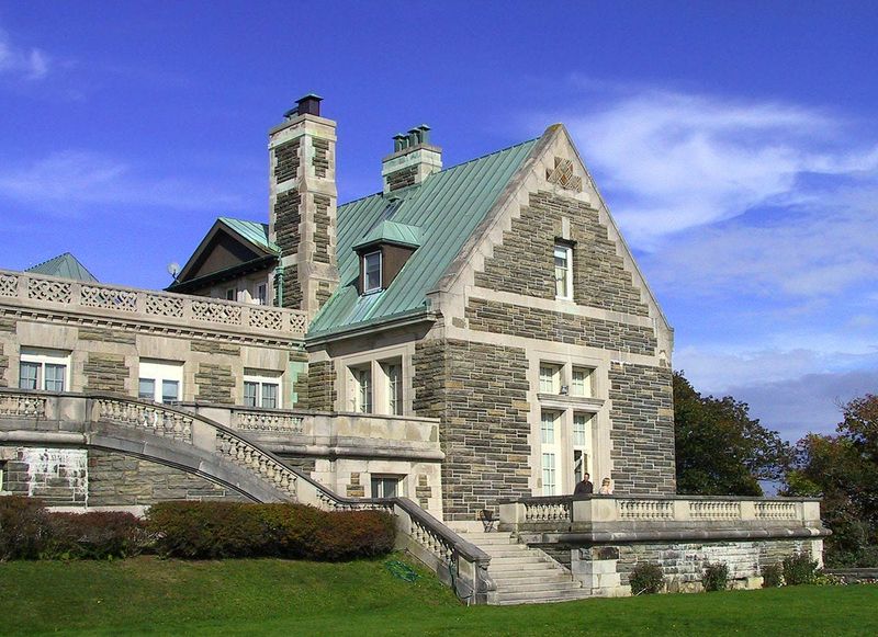 Greystone Mansion