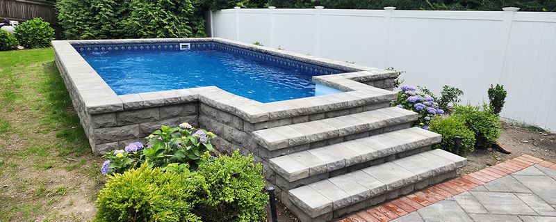 Vinyl-Lined Customizable Pool