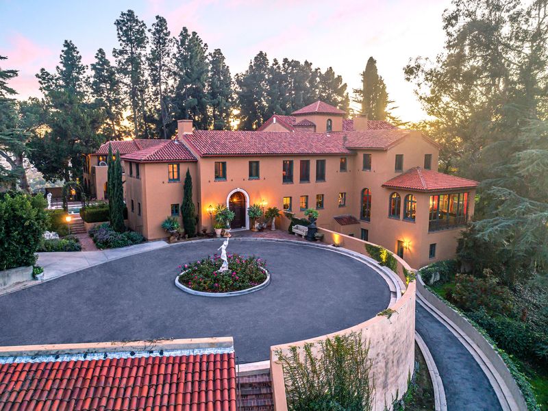 The Paramour Estate