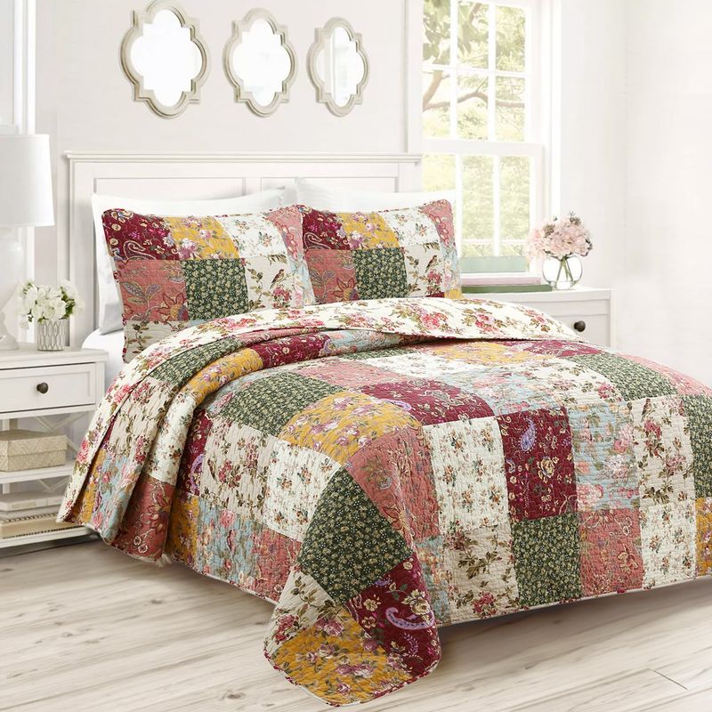 Quilted Throws and Pillows