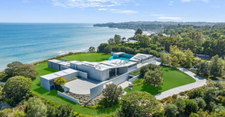 8 Types Of Homes Set to Crash in Value In California By The End Of 2025 Plus 8 That Will Keep Rising