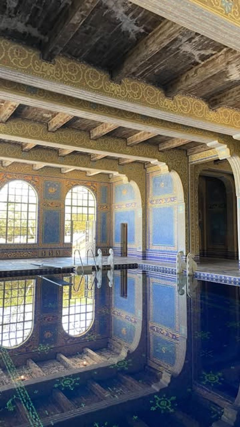 Hearst Castle – William Randolph Hearst (San Simeon, California)
