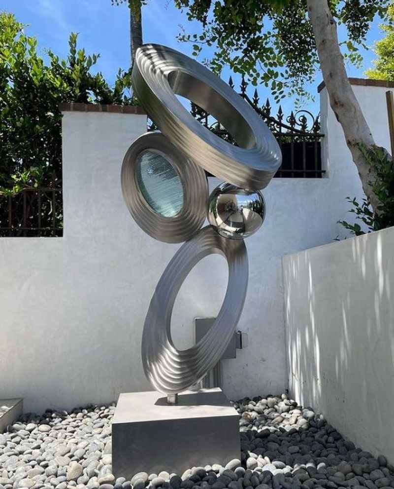 Artistic Metal Sculptures
