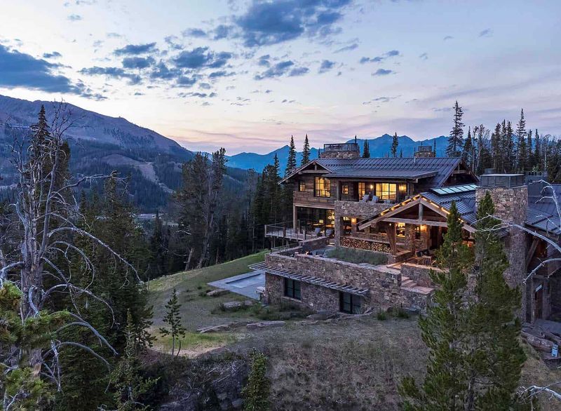 Modern Ridge Home overlooking Ennis Lake