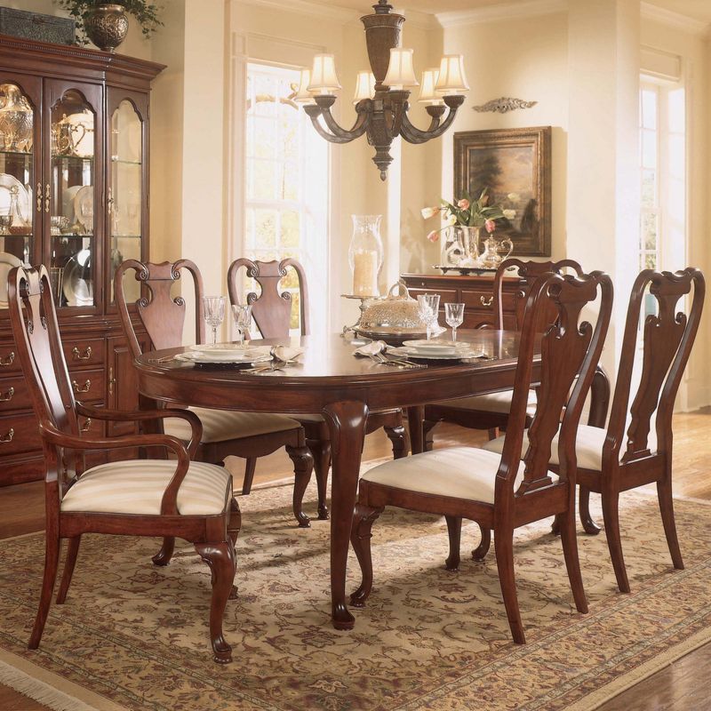 Polished Wooden Dining Set