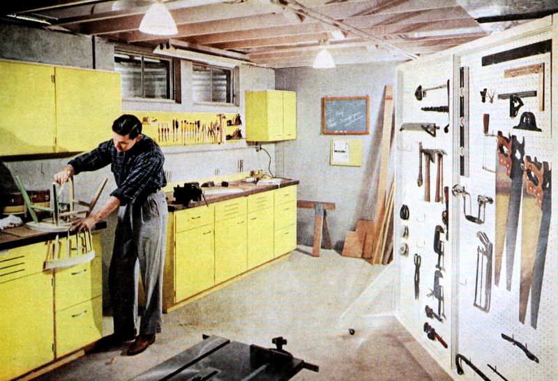 Vintage Car Garage
