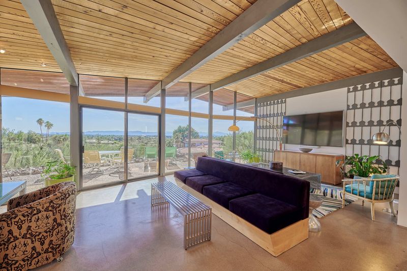 Floor-to-Ceiling Windows