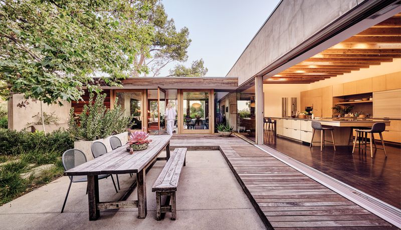 Indoor-Outdoor Living