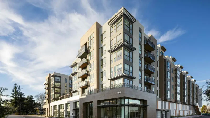 Townhomes in Transit-Connected Neighborhoods
