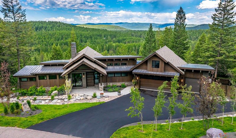 Grouse Mountain Gated Retreat, Whitefish vicinity