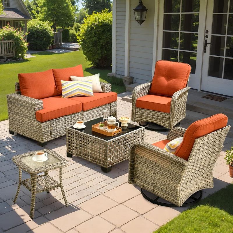 Mix Wicker and Wood Seating