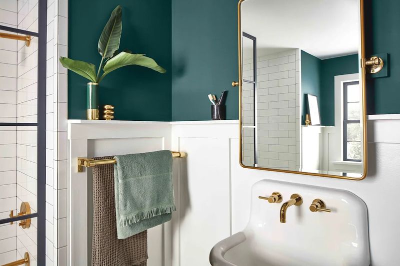 Gloss Finishes To Reflect Light