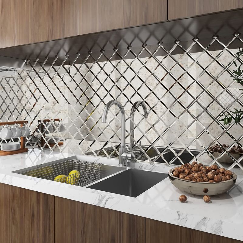 Mirrored Backsplashes For Illusion
